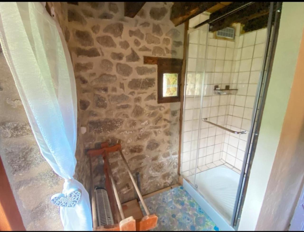 Gite Le Onze Beauval Saint-Dizier-Leyrenne Exterior foto