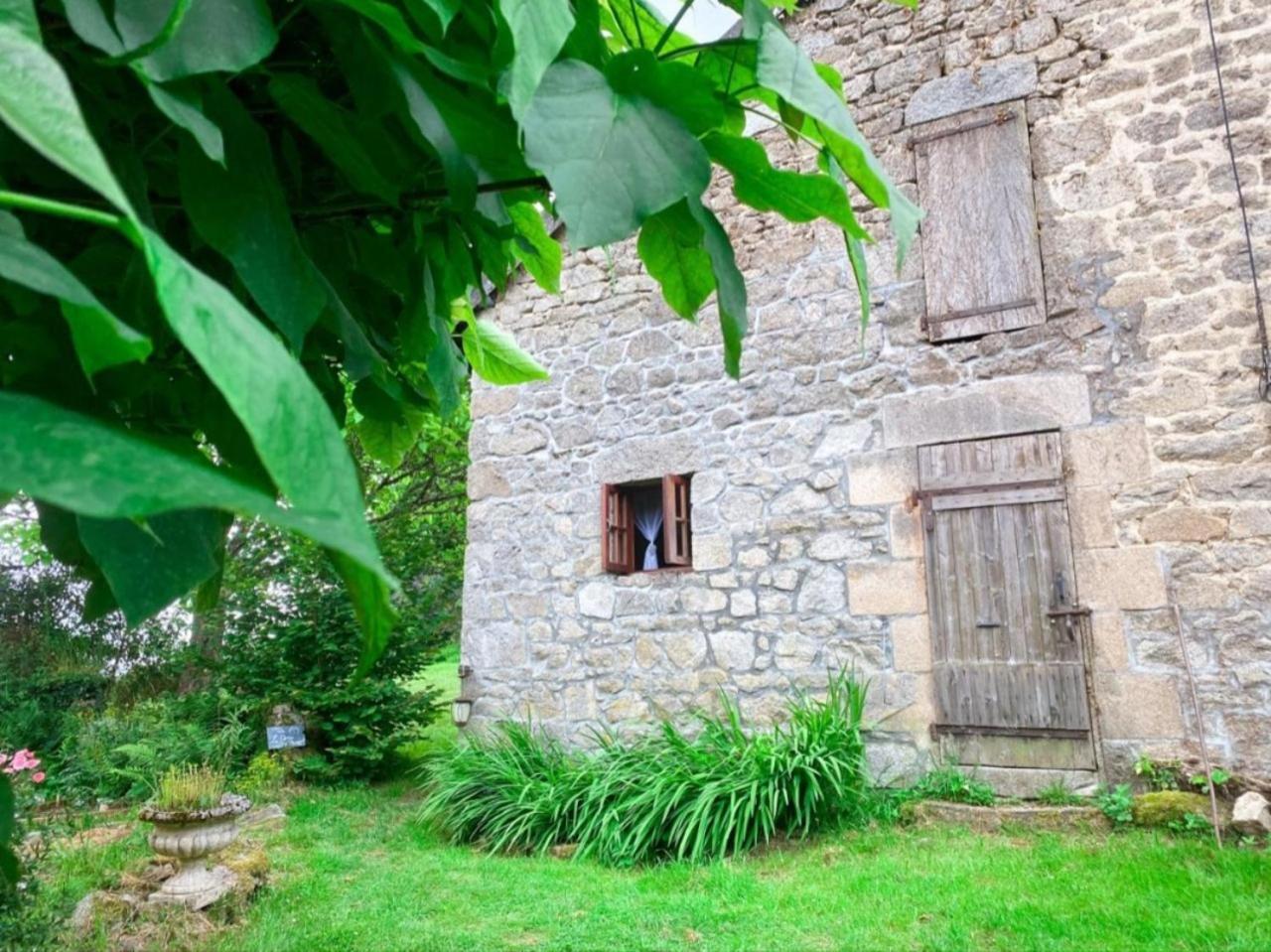 Gite Le Onze Beauval Saint-Dizier-Leyrenne Exterior foto
